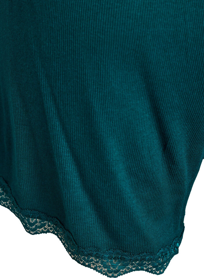 Loose night shorts with ribbed texture and lace trim, Green, Packshot image number 3