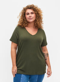 Ribbed viscose t-shirt with v-neck, Thyme, Model