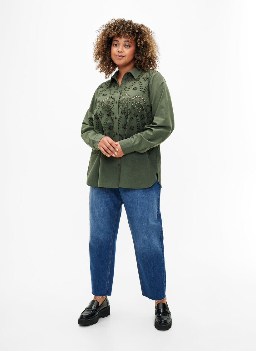 Cotton shirt with broderie anglaise, Thyme, Model image number 2