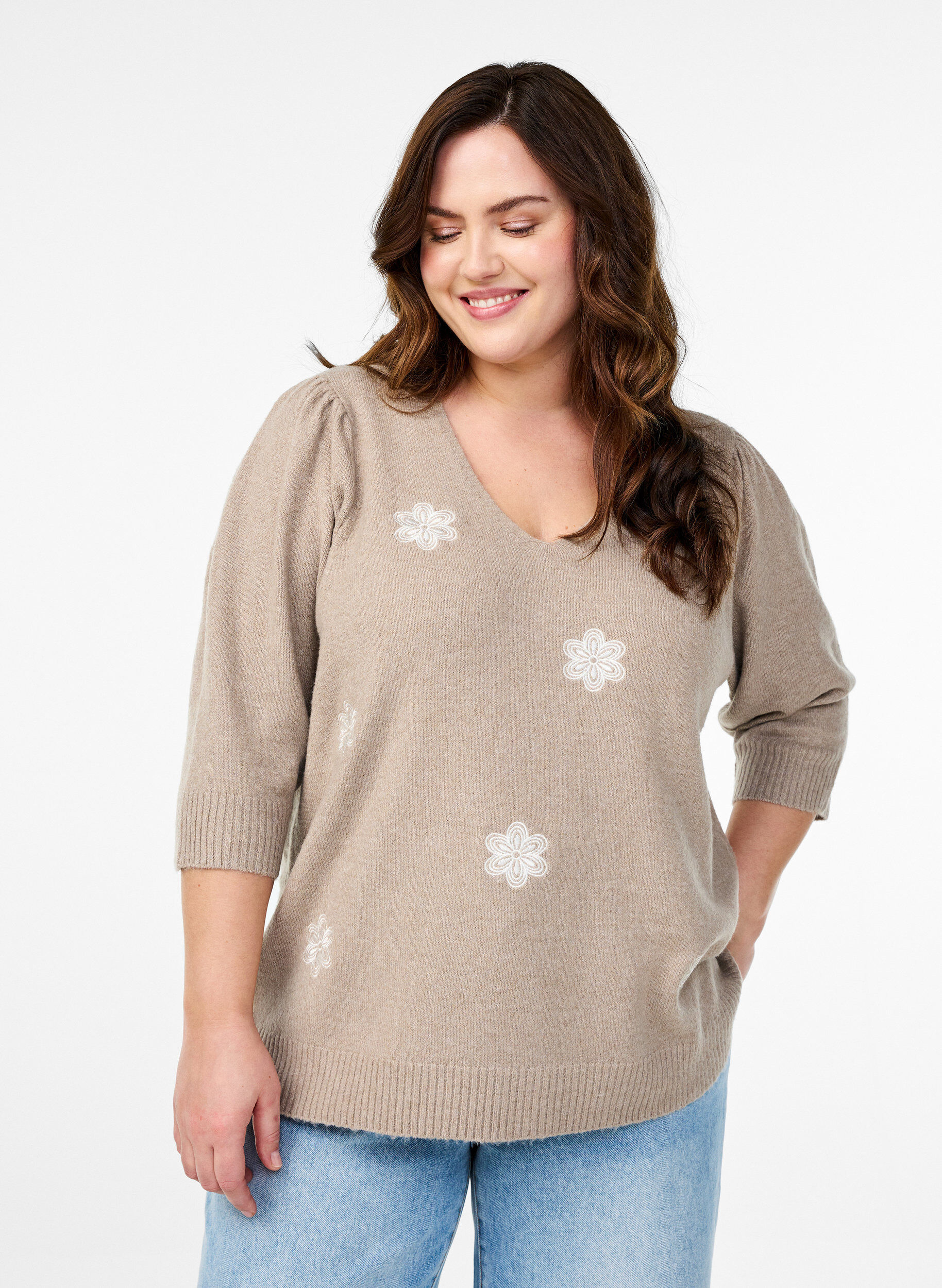 Zizzifashion Knitted blouse with embroidered flowers, Simply Taupe Mel., Model image number 0