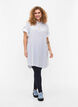 Short-sleeved viscose tunic with hood, Blue White Stripe, Model image number 2