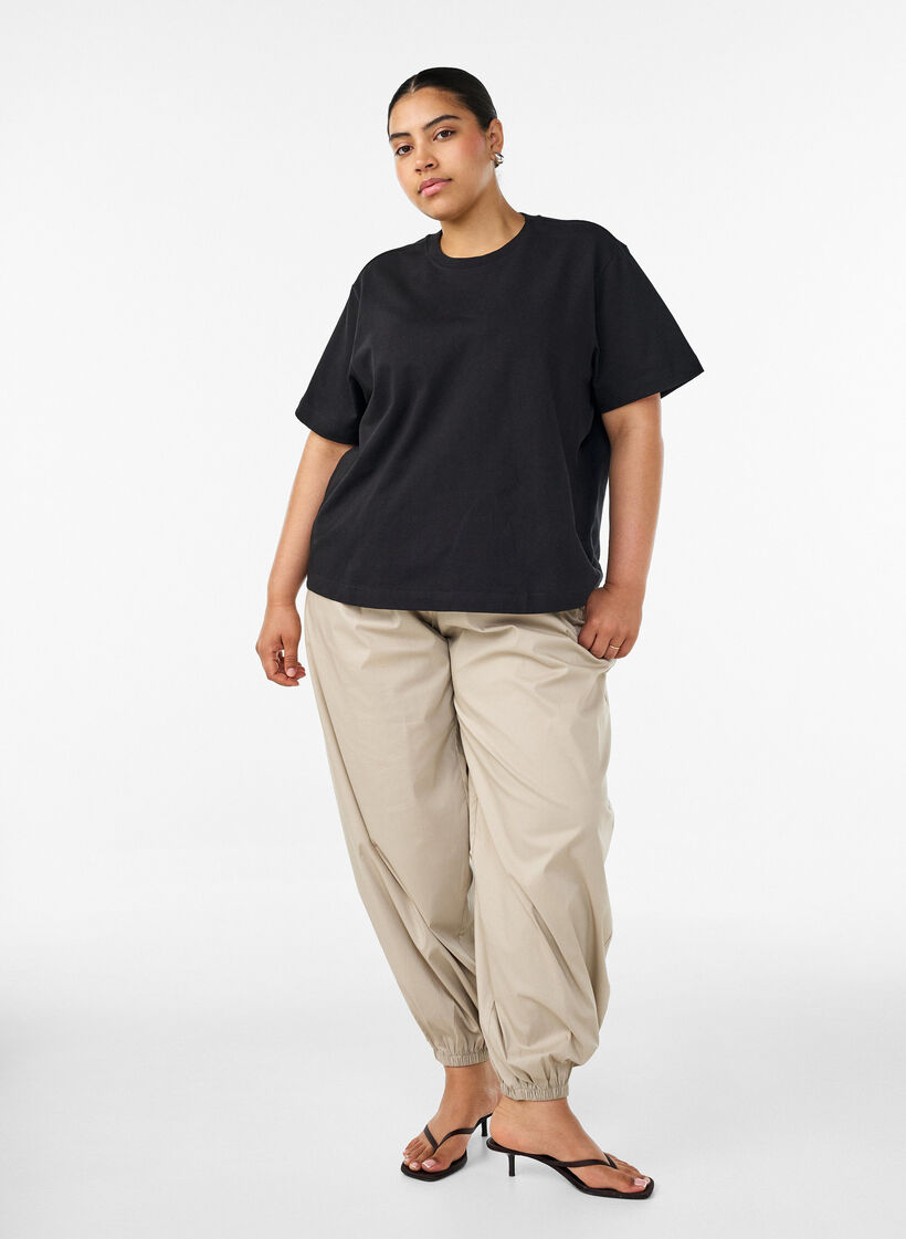 Boxy cotton T-shirt, Black, Model image number 1