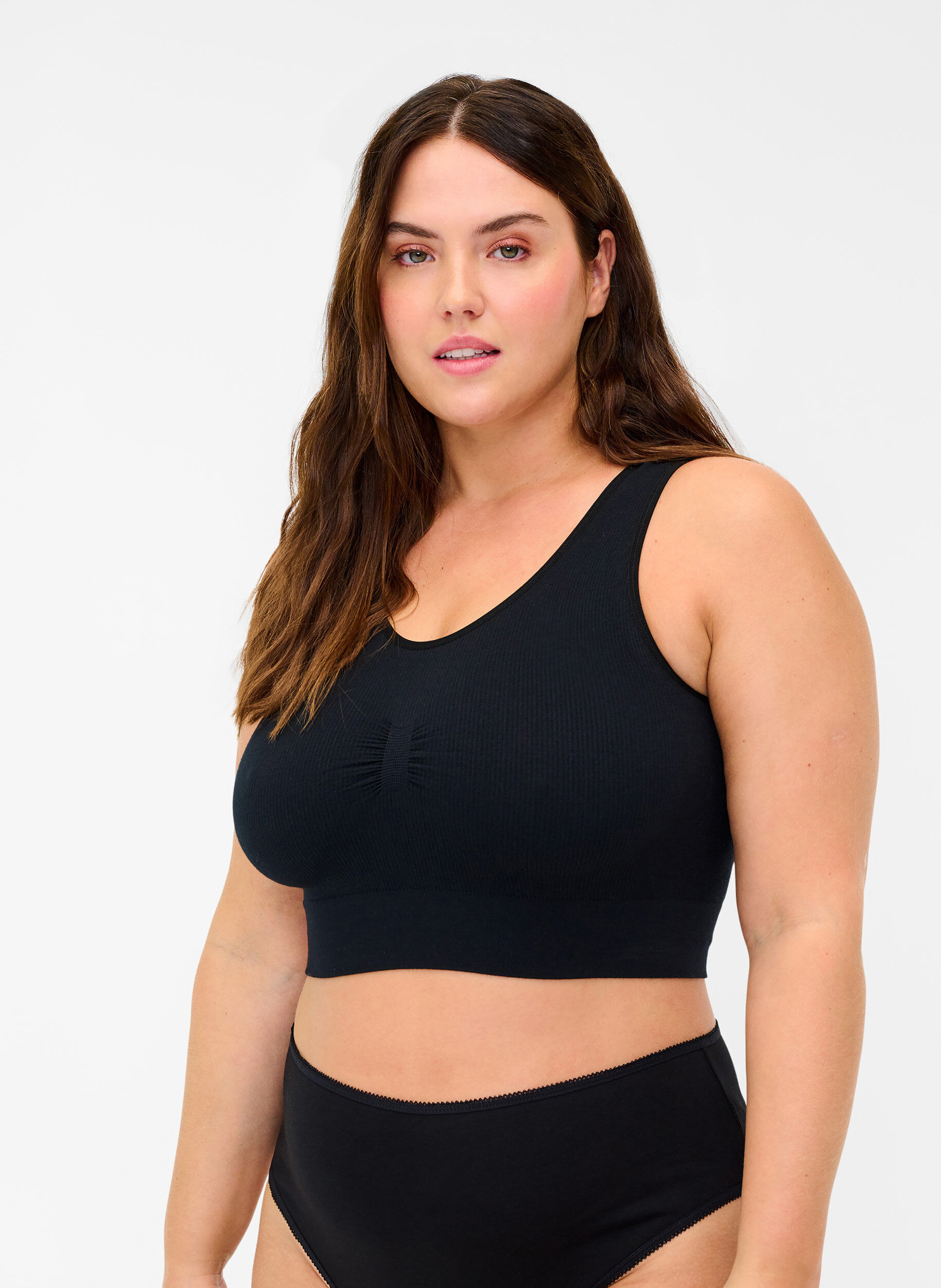 Zizzifashion Wireless bra in a ribbed fabric, Black, Model image number 0
