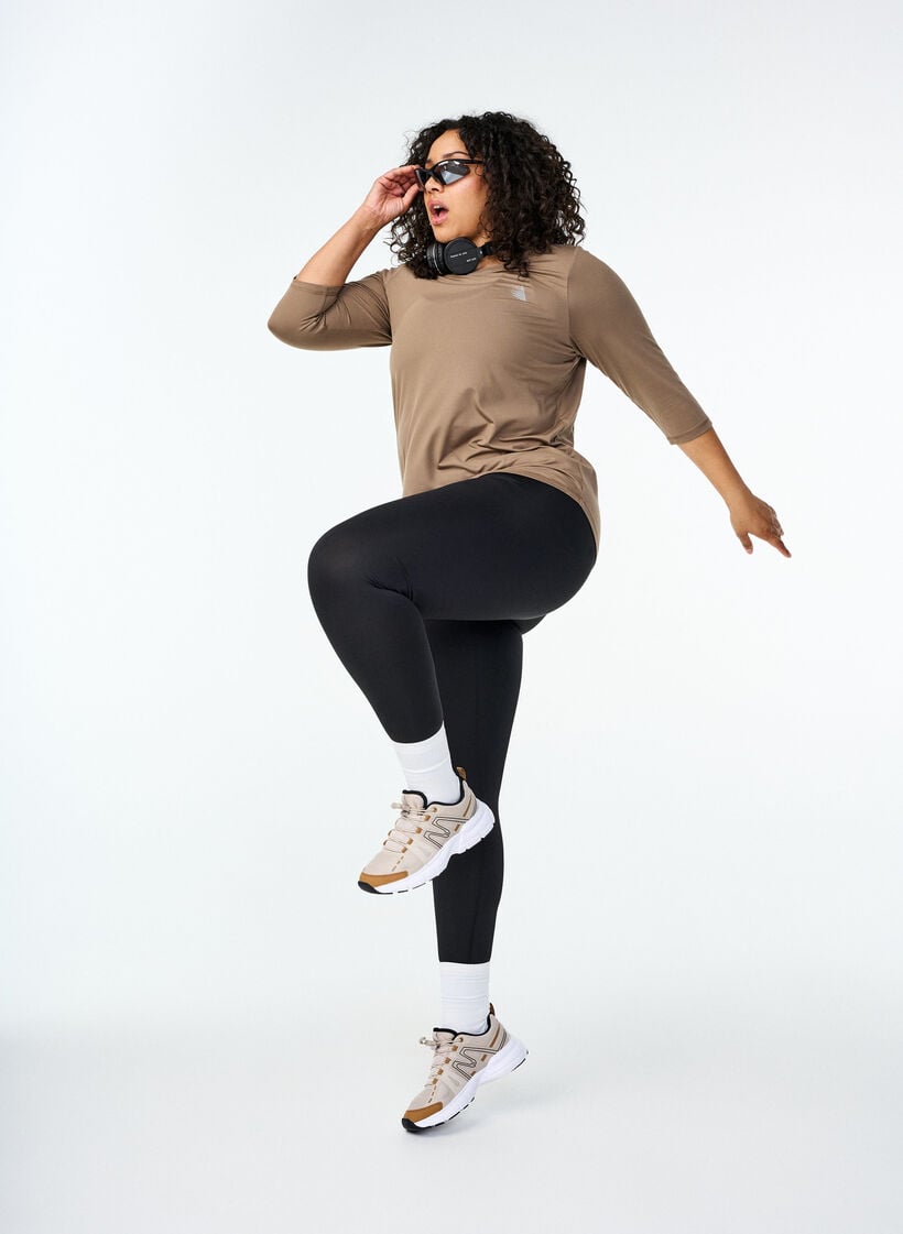 Training blouse with 3/4 sleeves, Beige, Image image number 1