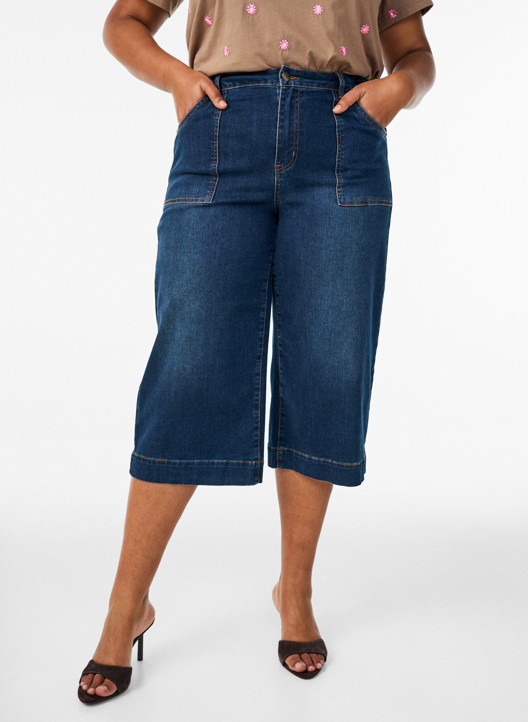 Denim knickers with wide legs, Blue, Model