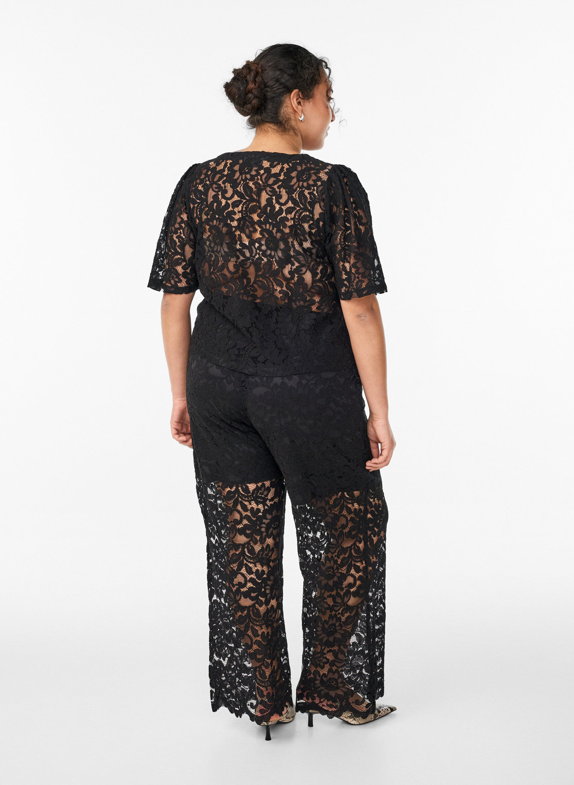 Zizzifashion High-waisted lace trousers with straight legs, Black, Model image number 2