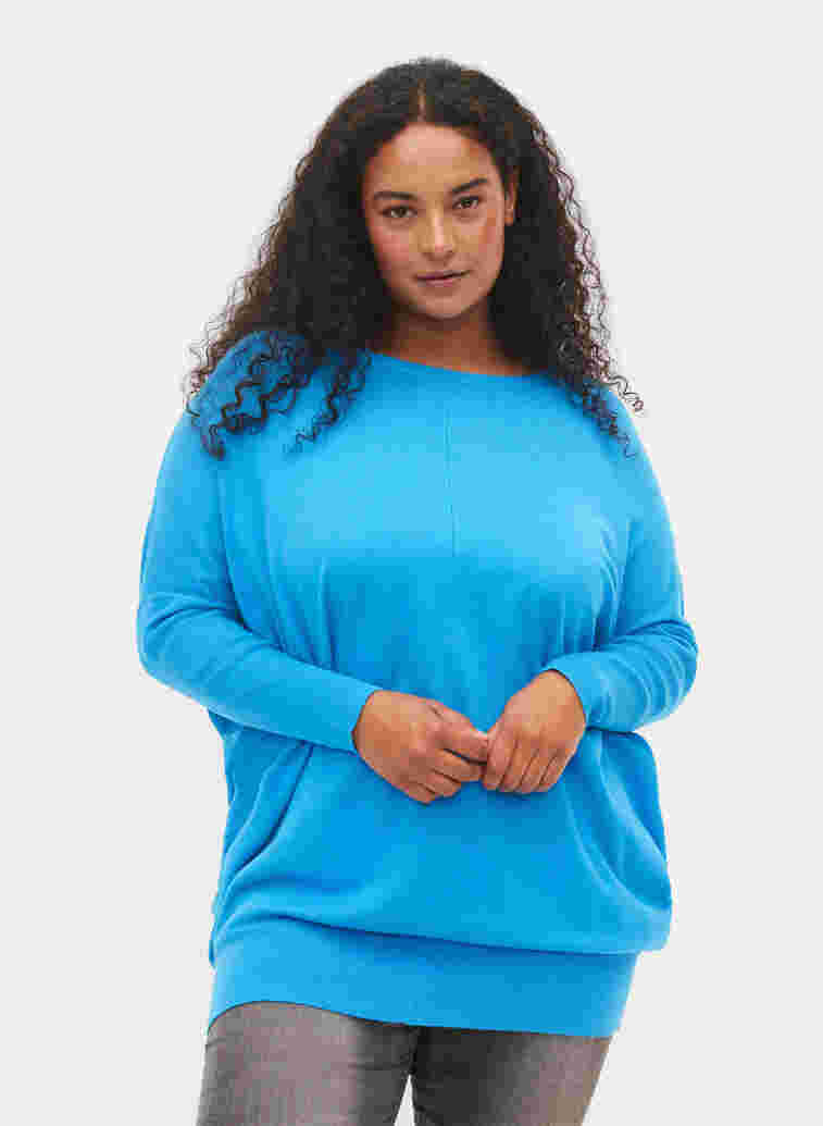 Knitted tunic in viscose blend, Malibu Blue, Model