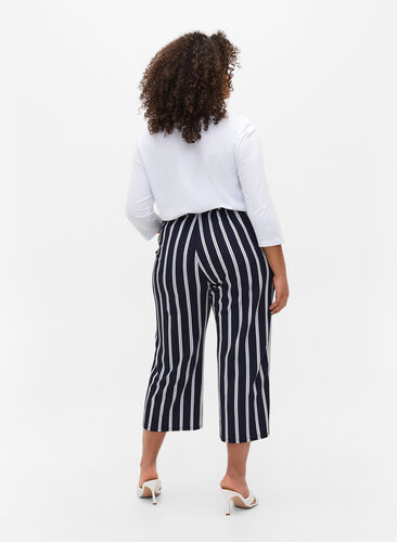 Loose trousers with 7/8 length, Night Sky Stripe, Model image number 0