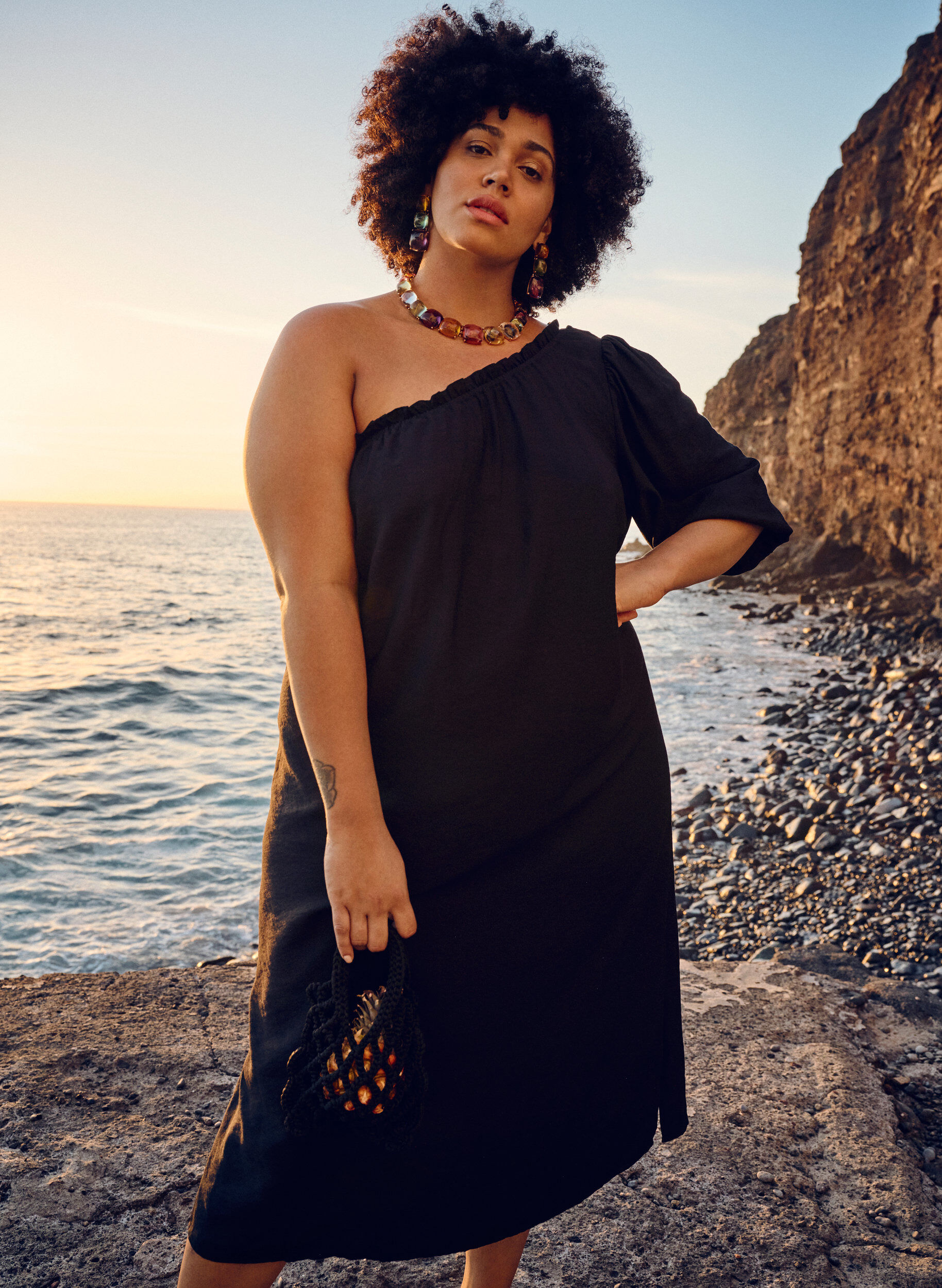 Zizzifashion One-shoulder dress in viscose, Black, Image image number 0