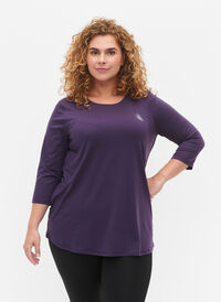Workout top with 3/4 sleeves, Purple Plumeria, Model