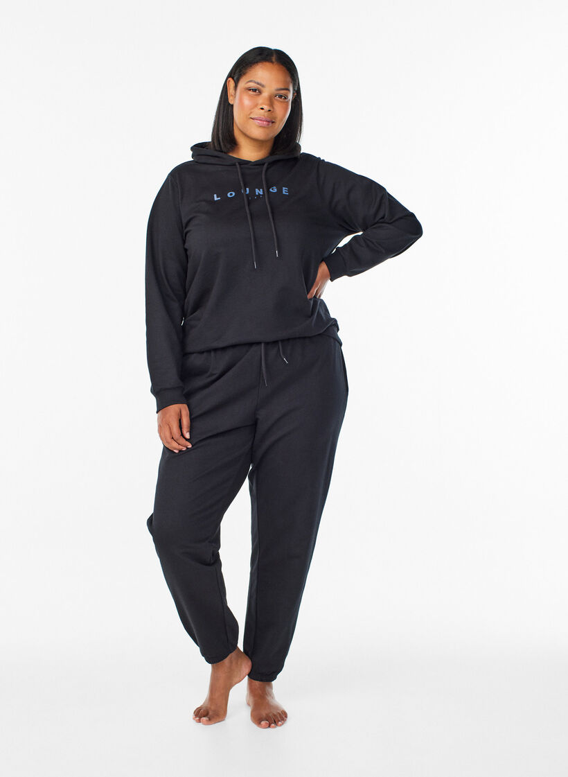 Sweatpants with pockets, Black, Model image number 0