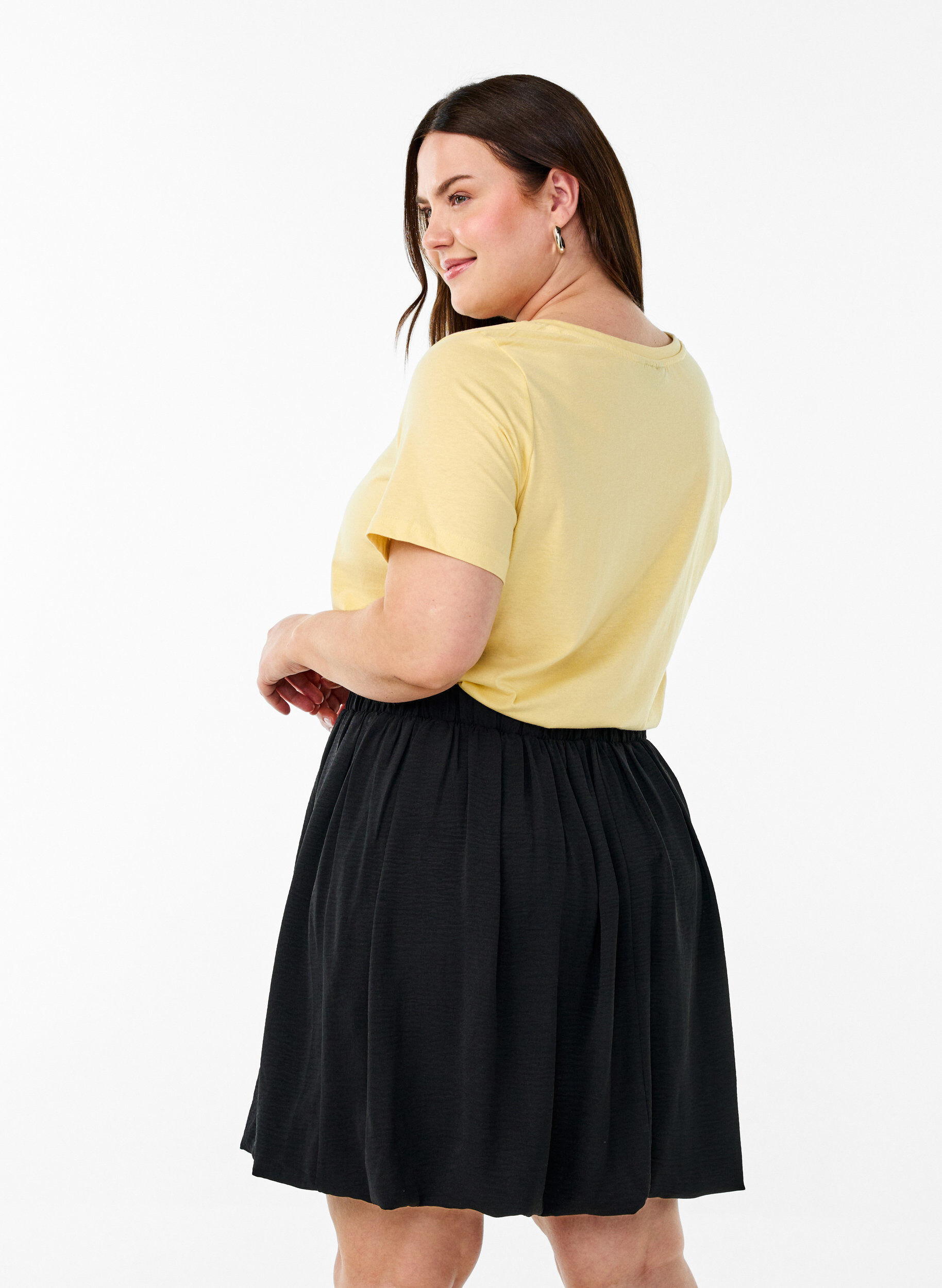 Zizzifashion Short-sleeved t-shirt with v-neck, Yellow, Model image number 2