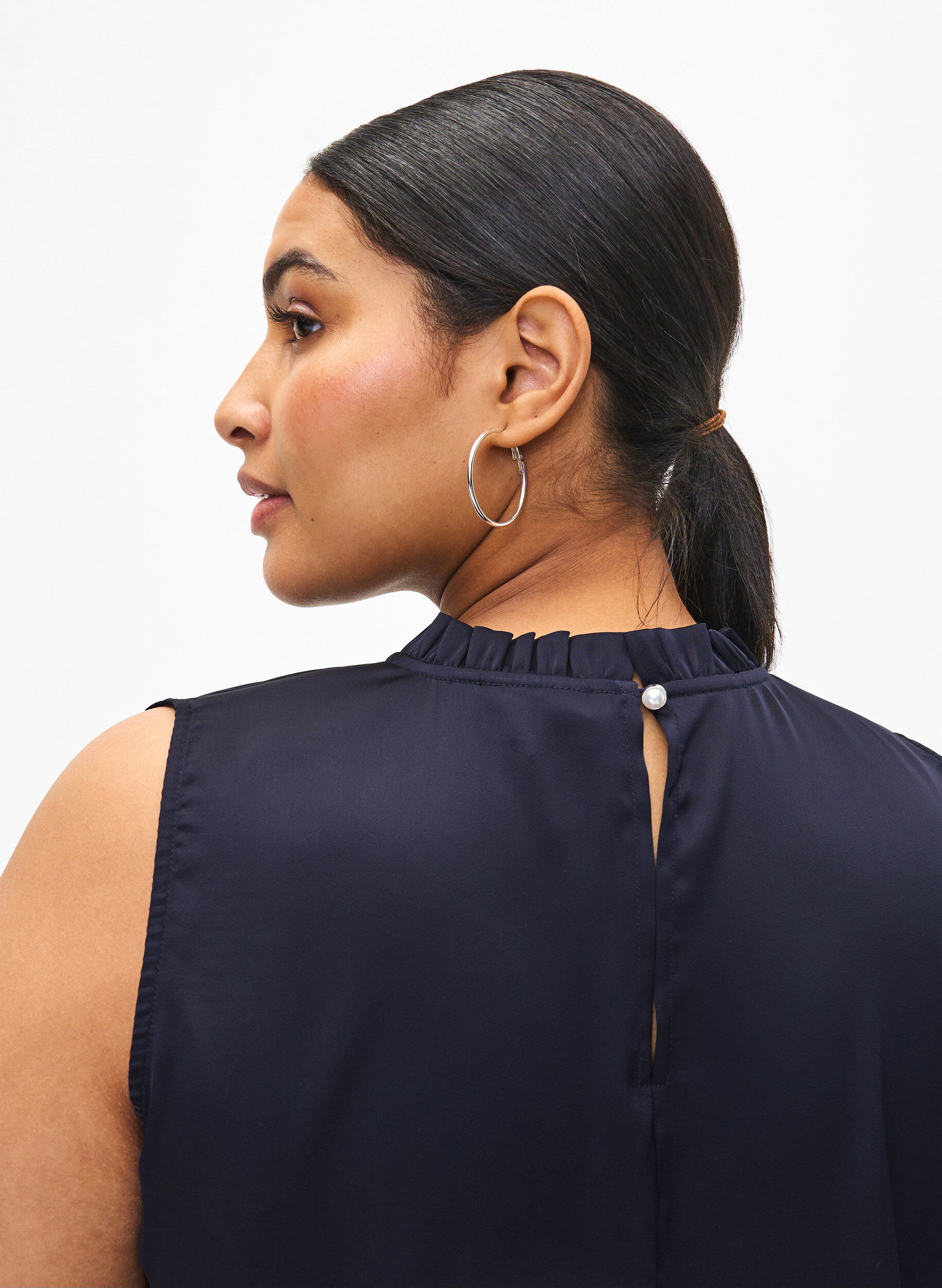 Zizzifashion Sleeveless party top in satin, Night Sky, Model image number 2