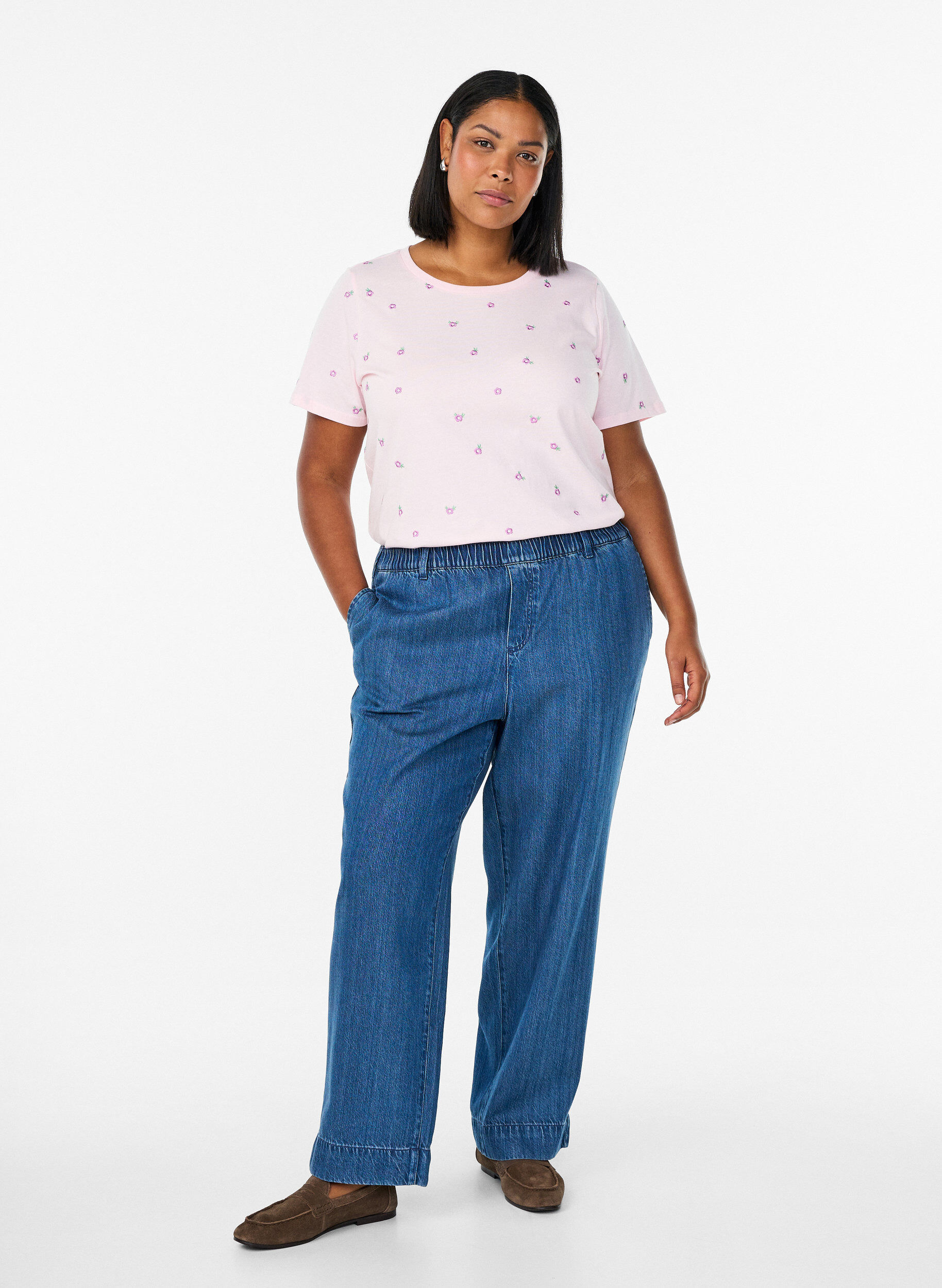 ZizzifashionT-shirt in organic cotton with embroidered motifs, Pink, Model image number 1