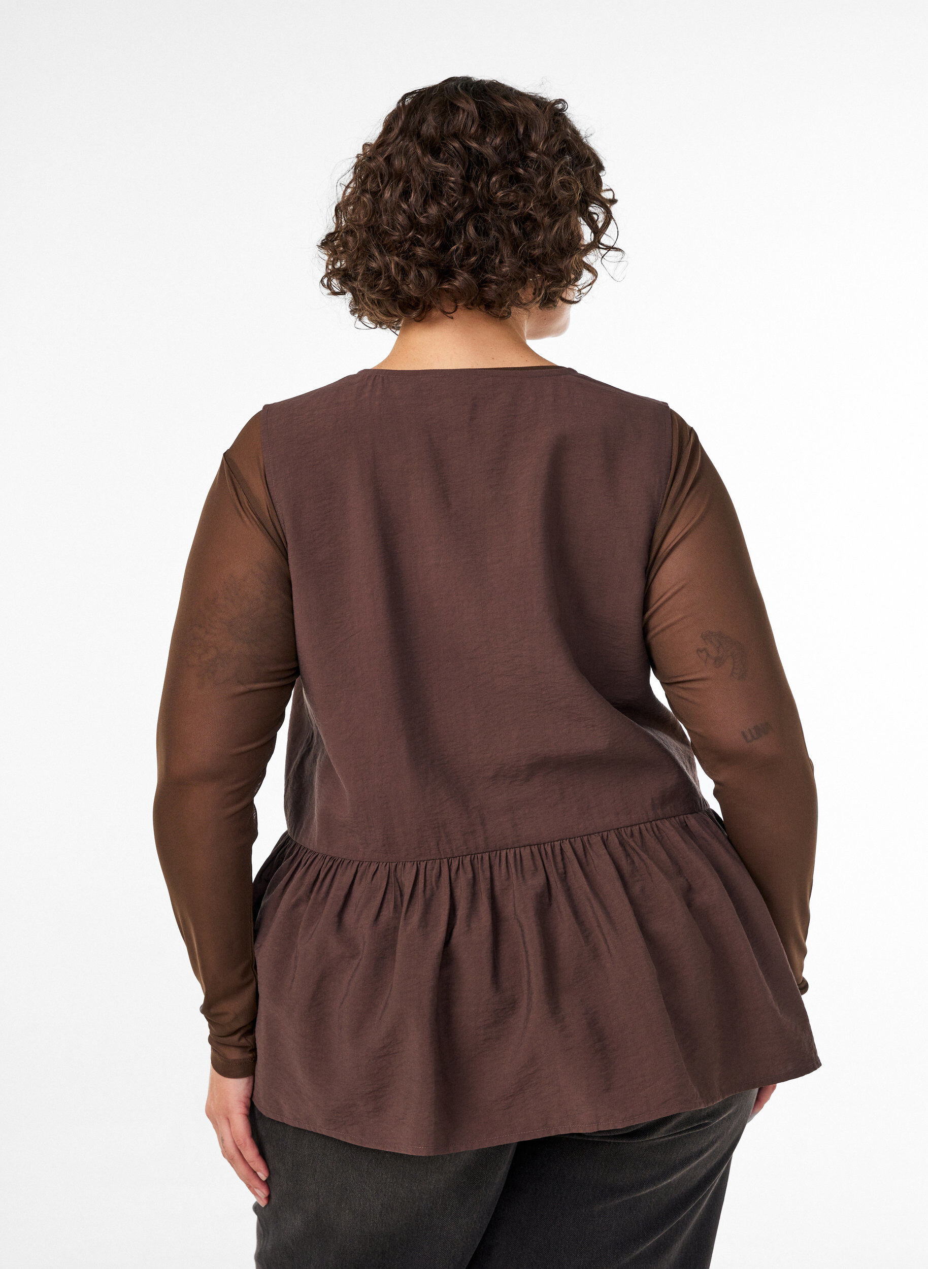 ZizzifashionSleeveless peplum blouse with decorative buttons, Brown, Model image number 2