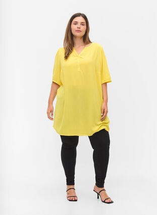 Viscose tunic with V-neck and buttons, Primrose Yellow, Model image number 2