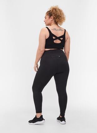 Cropped gym leggings with tummy-tuck effect, Black, Model image number 1