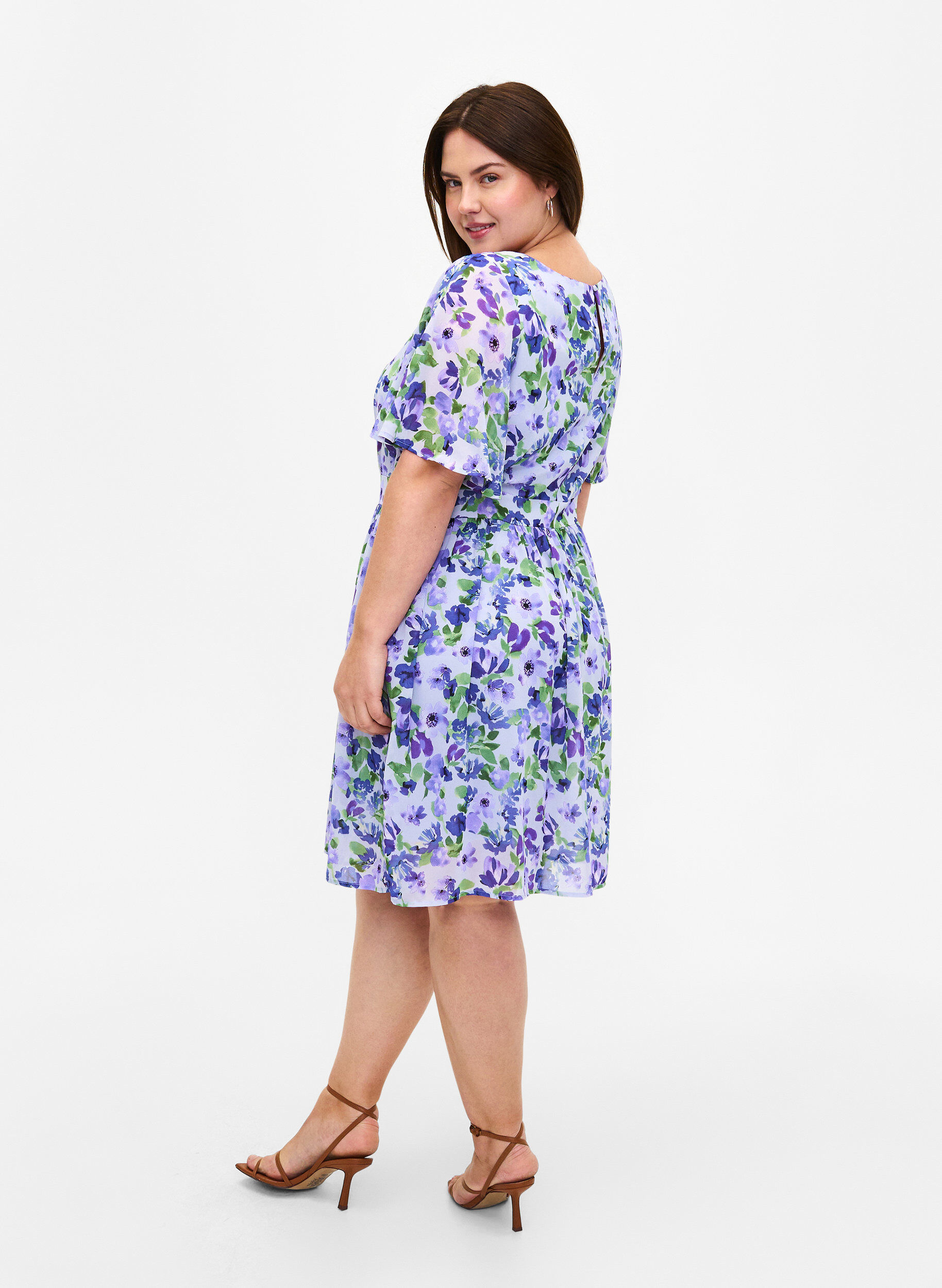 Zizzifashion Floral dress with short sleeves, Xenon B. Flower AOP, Model image number 1