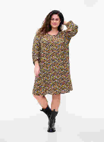 Floral tunic in viscose, Black Ditsy, Model image number 3