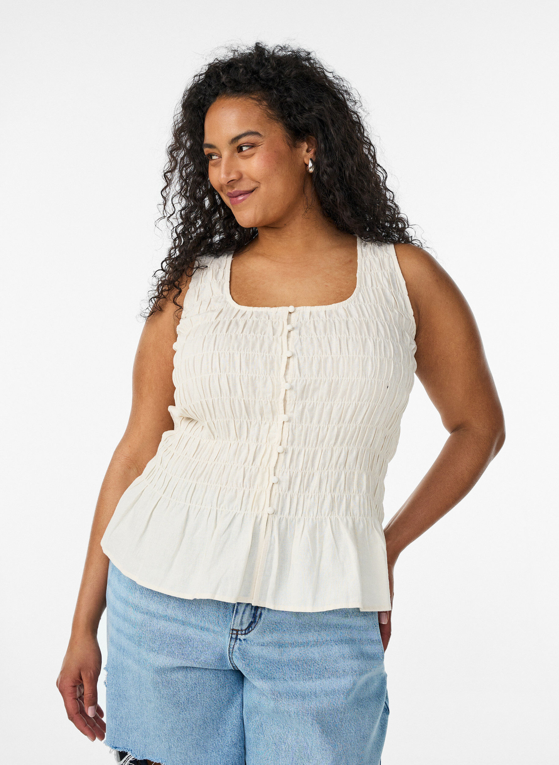 ZizzifashionSleeveless cotton and linen top with smock, Vanilla, Model image number 0