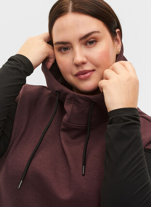 Short sleeve sweatshirt with hood, Brown Red Ass, Model image number 2