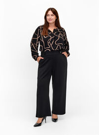 Loose trousers with pockets, Black, Model