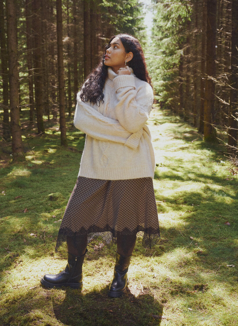 Midi skirt with lace trim and check pattern, Brown, Image
