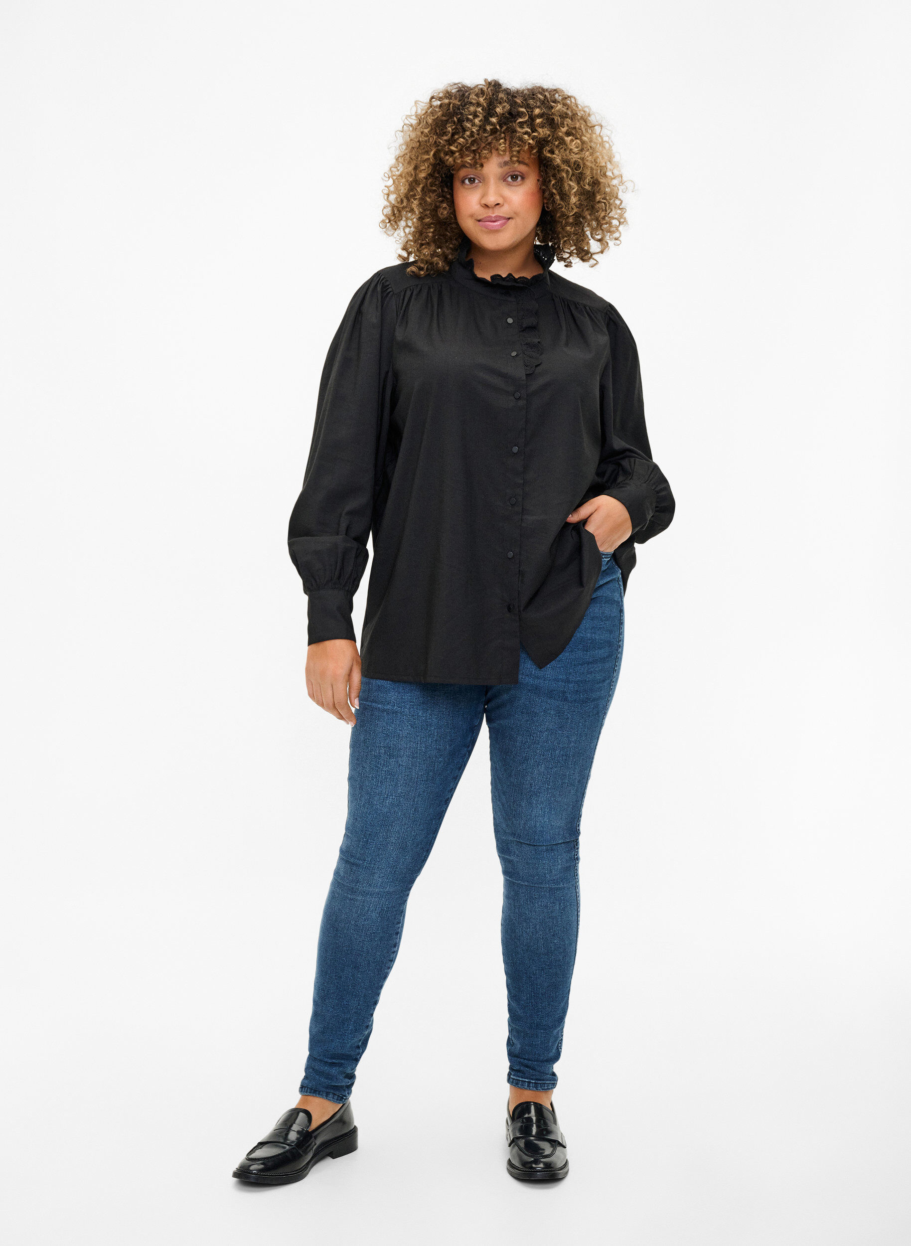 Zizzifashion Viscose shirt blouse with ruffles, Black, Model image number 2