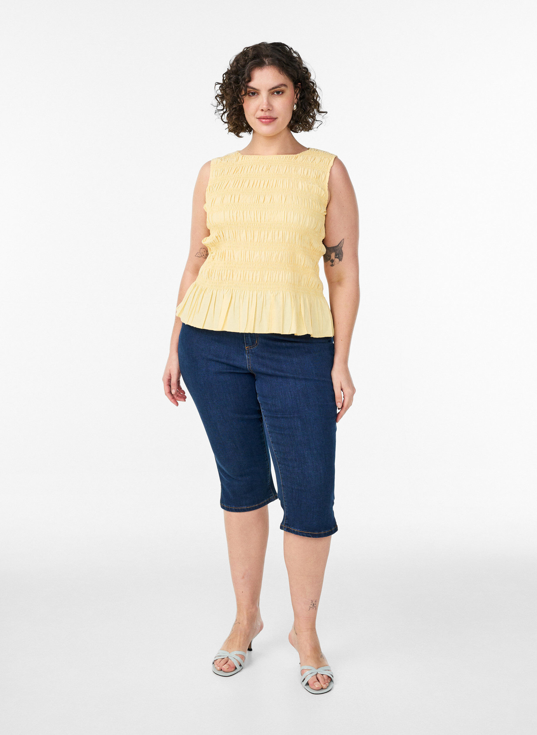 ZizzifashionSmock top with boat neck and peplum hem, Yellow, Model image number 1