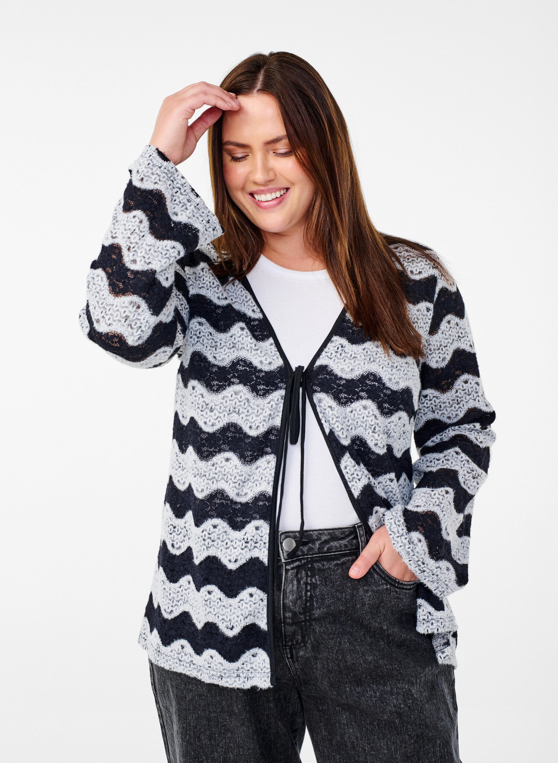 Zizzifashion Knitted cardigan with wave pattern, Black Stripe, Model image number 0