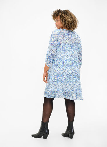 Printed dress with v-neck and 3/4 sleeves, Birch Graphic AOP, Model image number 1