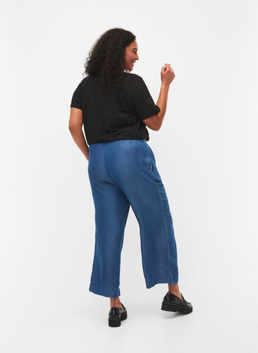 Loose denim trousers in lyocell (TENCEL™), Dark Blue, Model image number 1