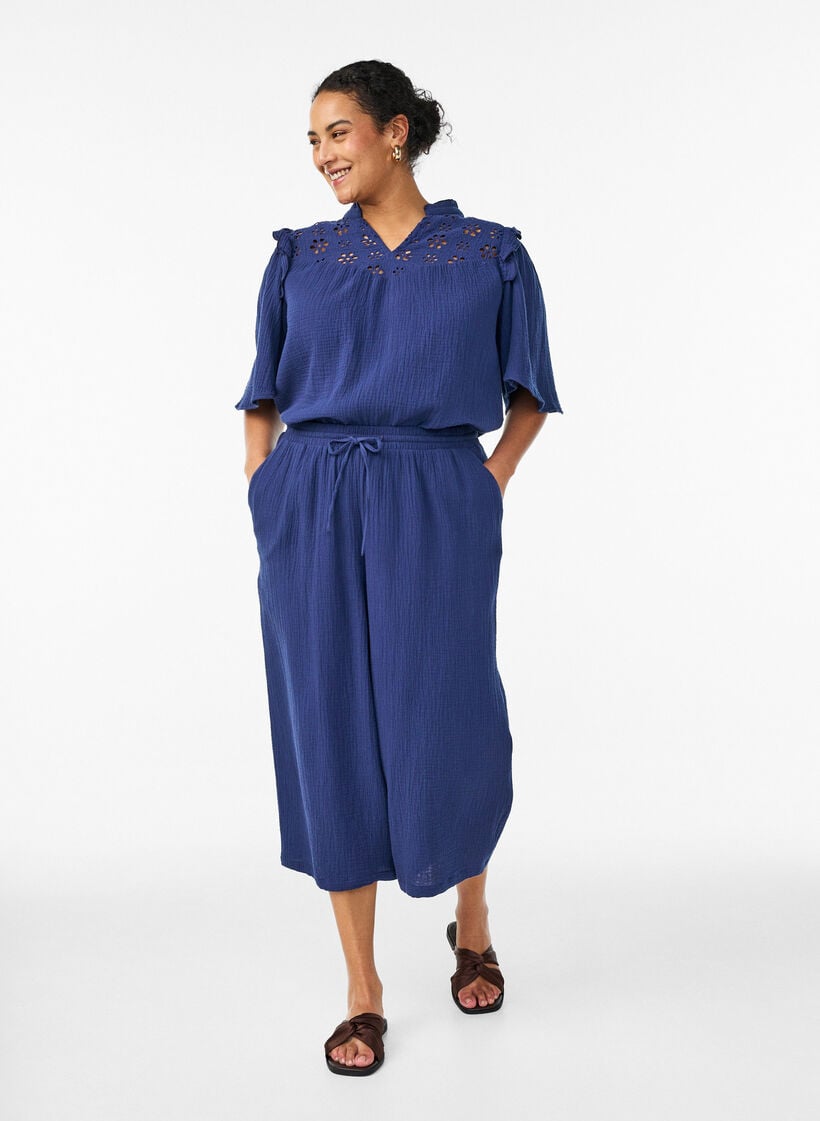 Culotte trousers in cotton muslin with high waist, Blue, Model image number 0