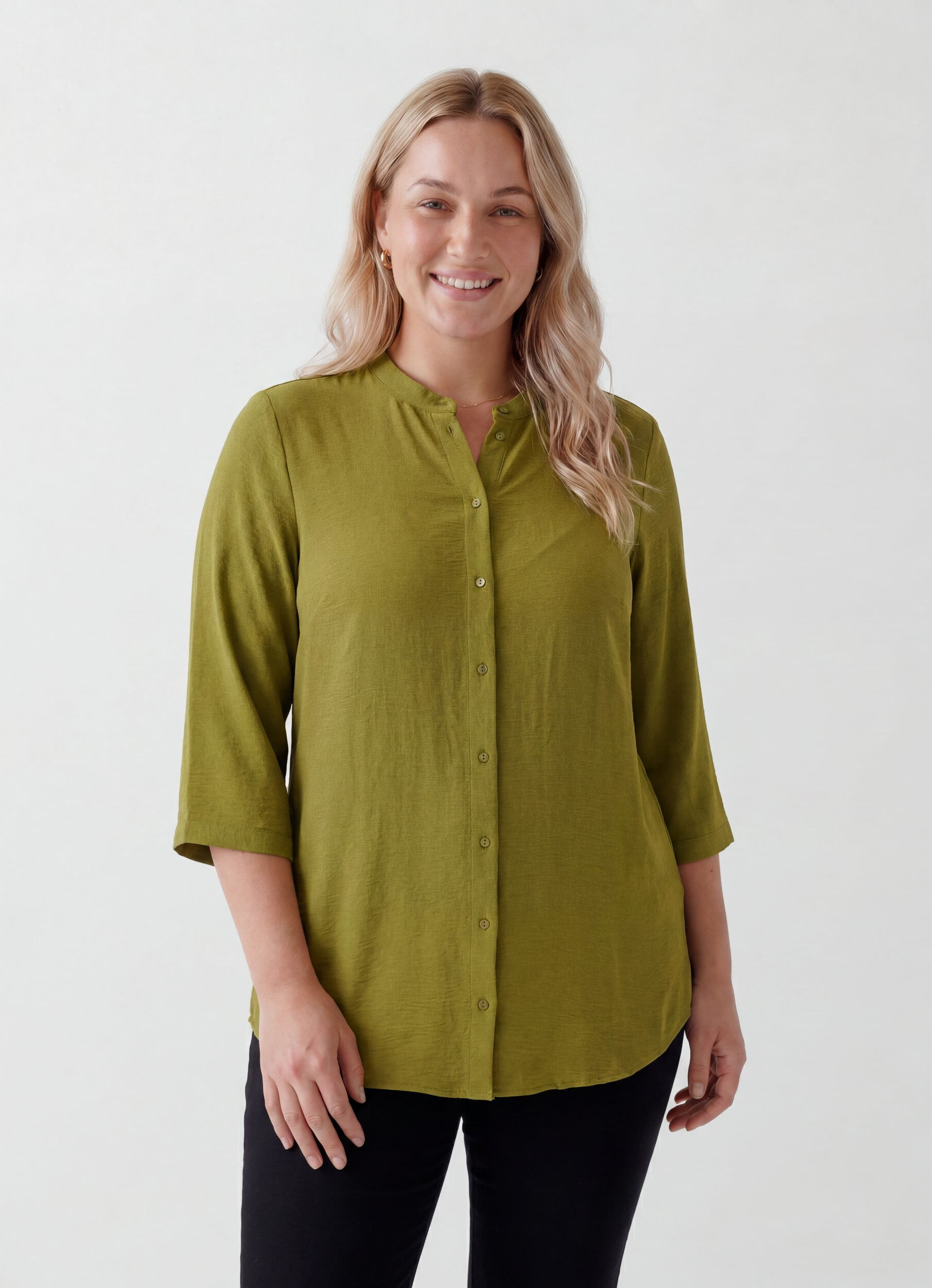 Tunic with 3/4 sleeves, Green, Model