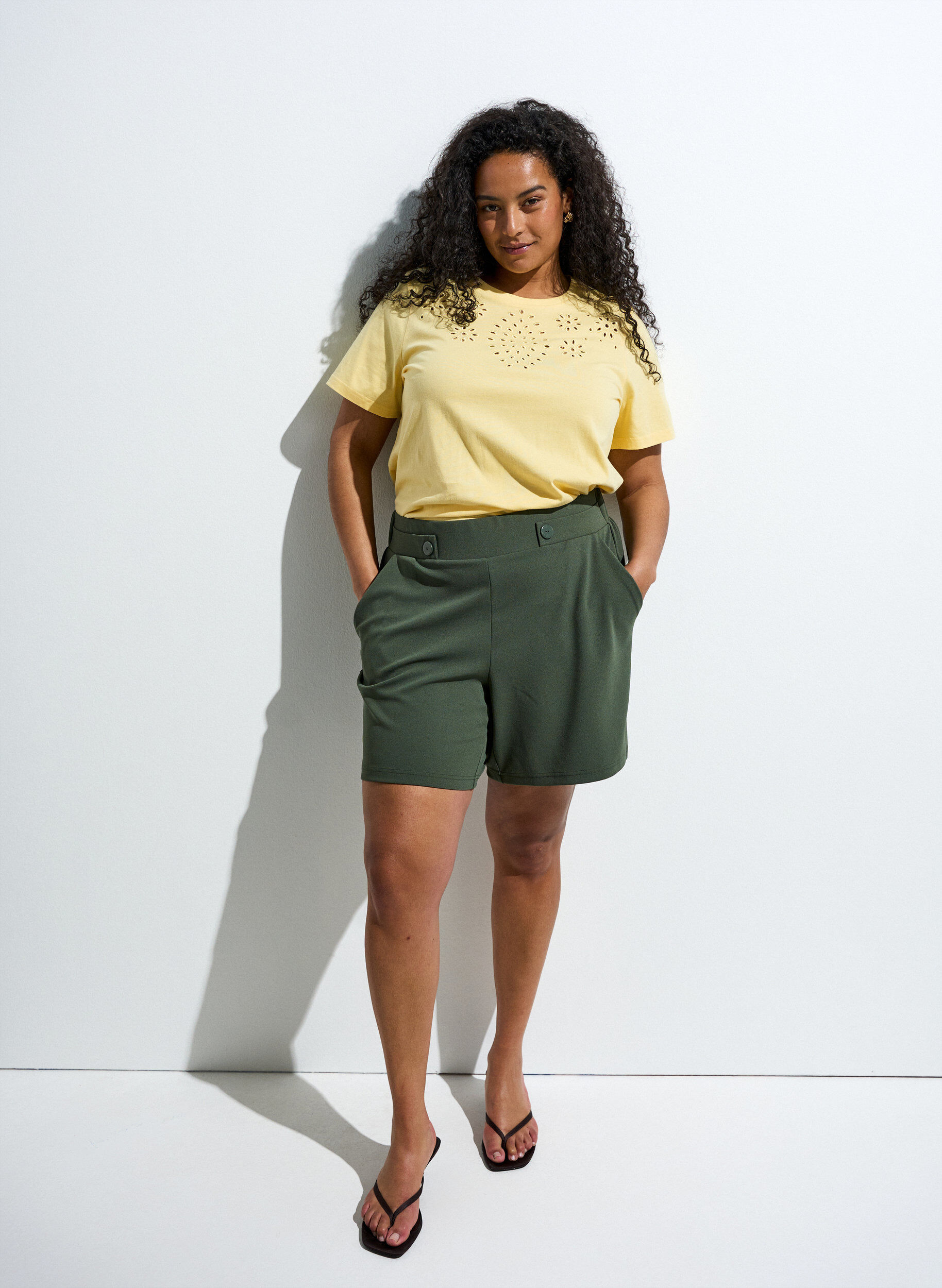 ZizzifashionShorts with pockets and loose fit, Green, Image image number 0