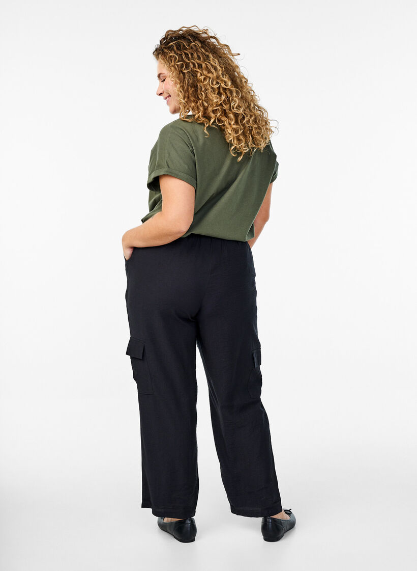 High-waisted cargo trousers, Black, Model image number 1
