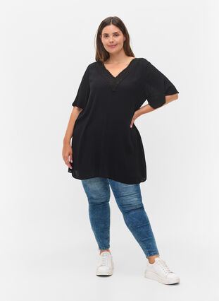 Short-sleeved viscose tunic with lace details, Black, Model image number 2