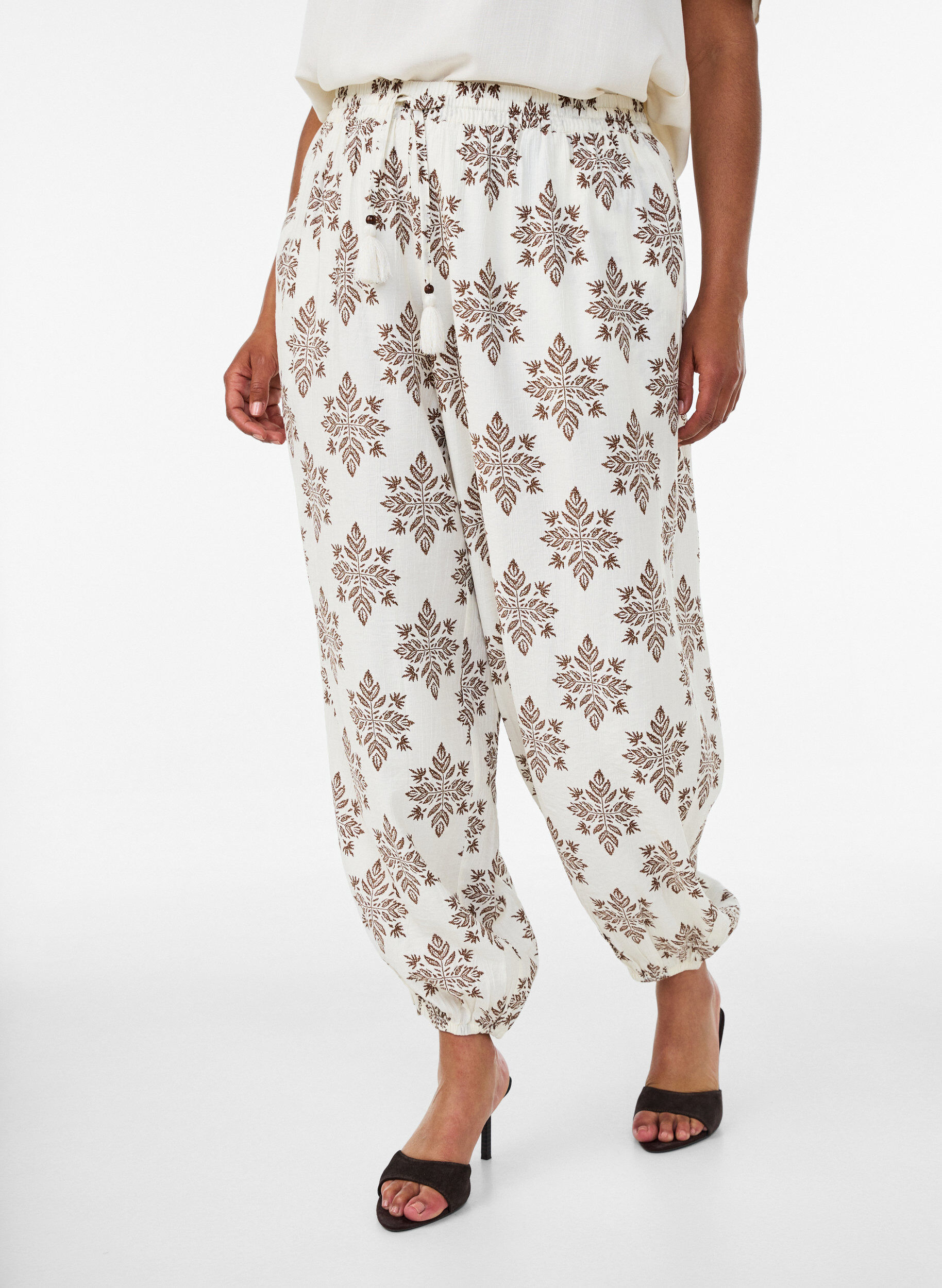 ZizzifashionPatterned balloon trousers with a high waist, Vanilla, Model image number 2