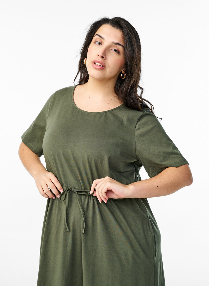 Midi dress in cotton with short sleeves, Green, Model image number 2