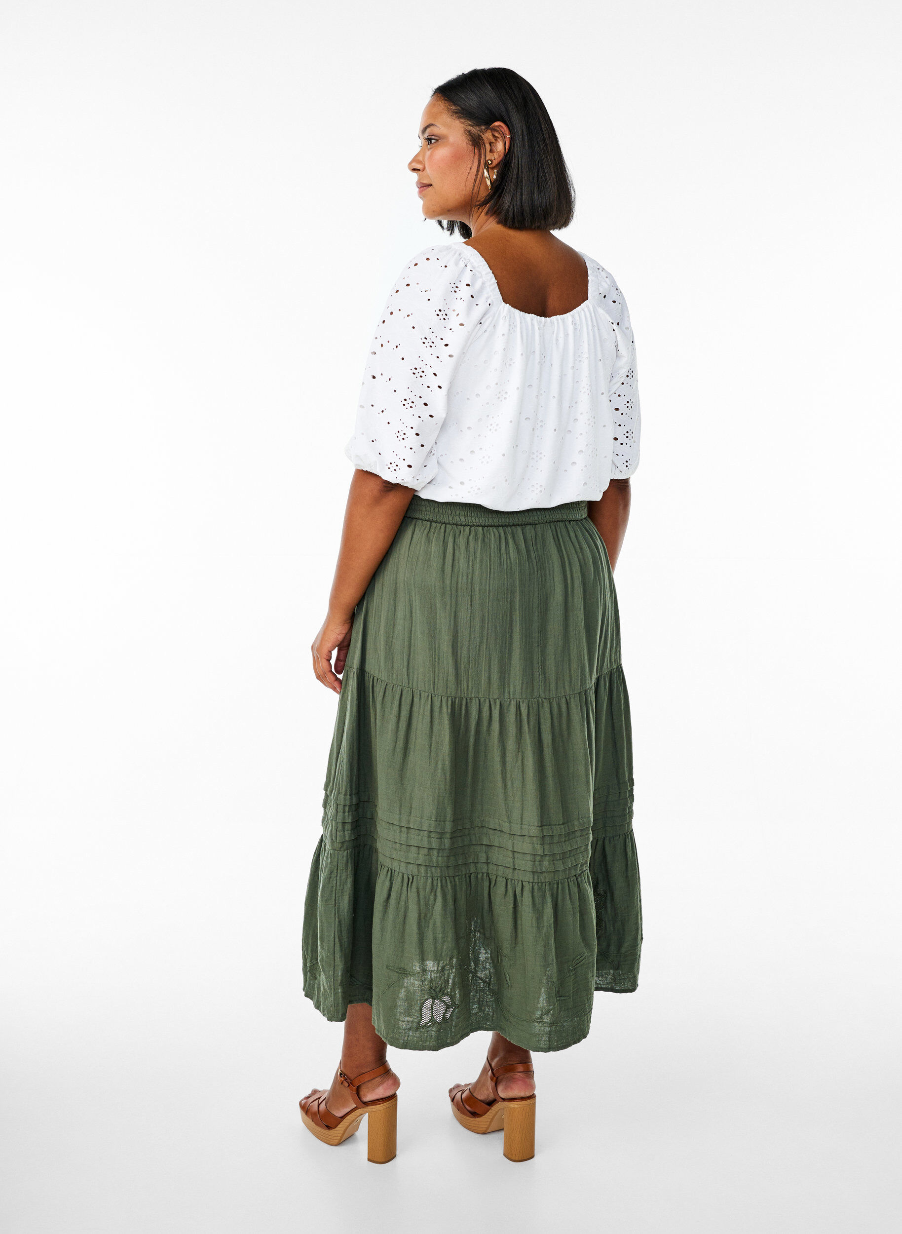 Zizzifashion Long cotton muslin skirt with embroidered details, Thyme, Model image number 1