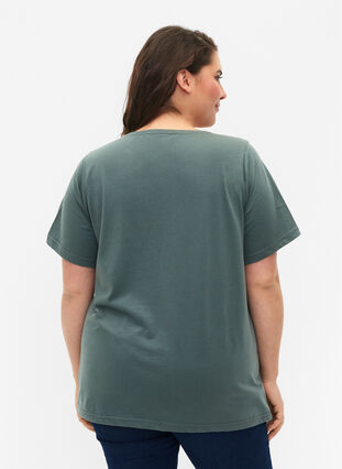 FLASH - T-shirt with v-neck, Balsam Green, Model image number 1