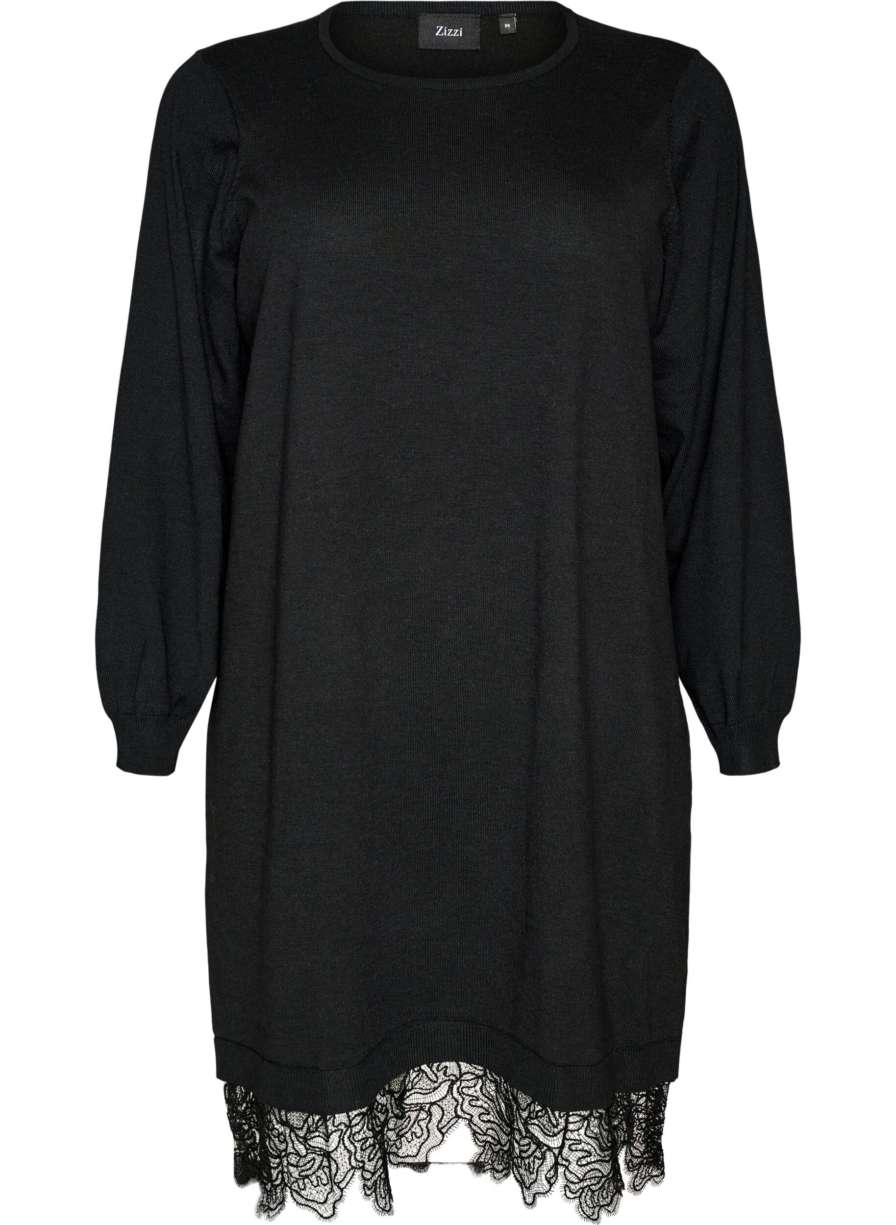 Short knitted dress with lace hem