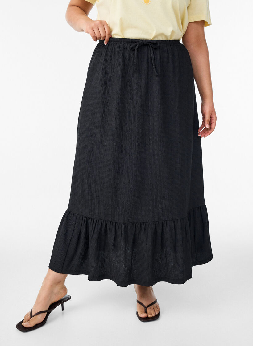 Long skirt with tie belt and ruffle hem, Black, Model image number 2