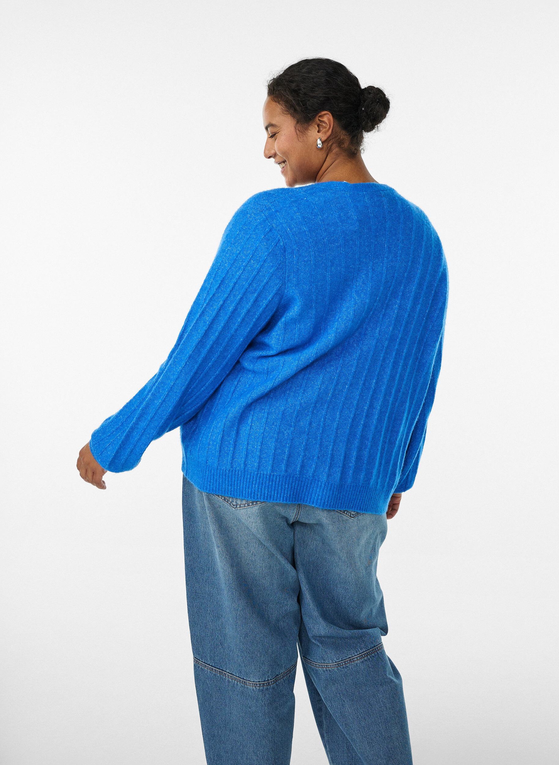 Zizzifashion Cardigan with a ribbed texture and balloon sleeves, Light Blue, Model image number 2