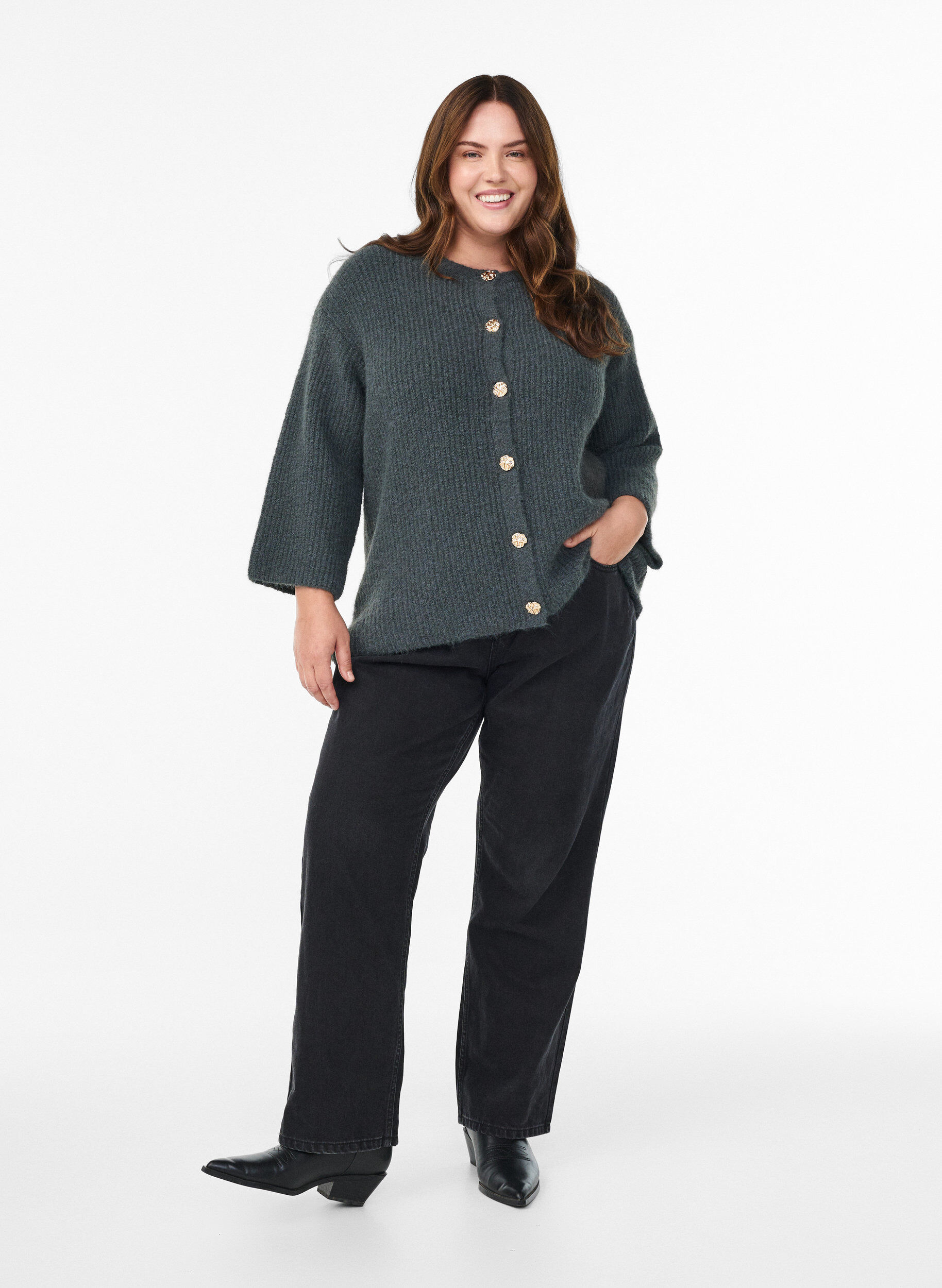 Zizzifashion Short cardigan with 3/4-sleeves and golden textured buttons, Green, Model image number 1