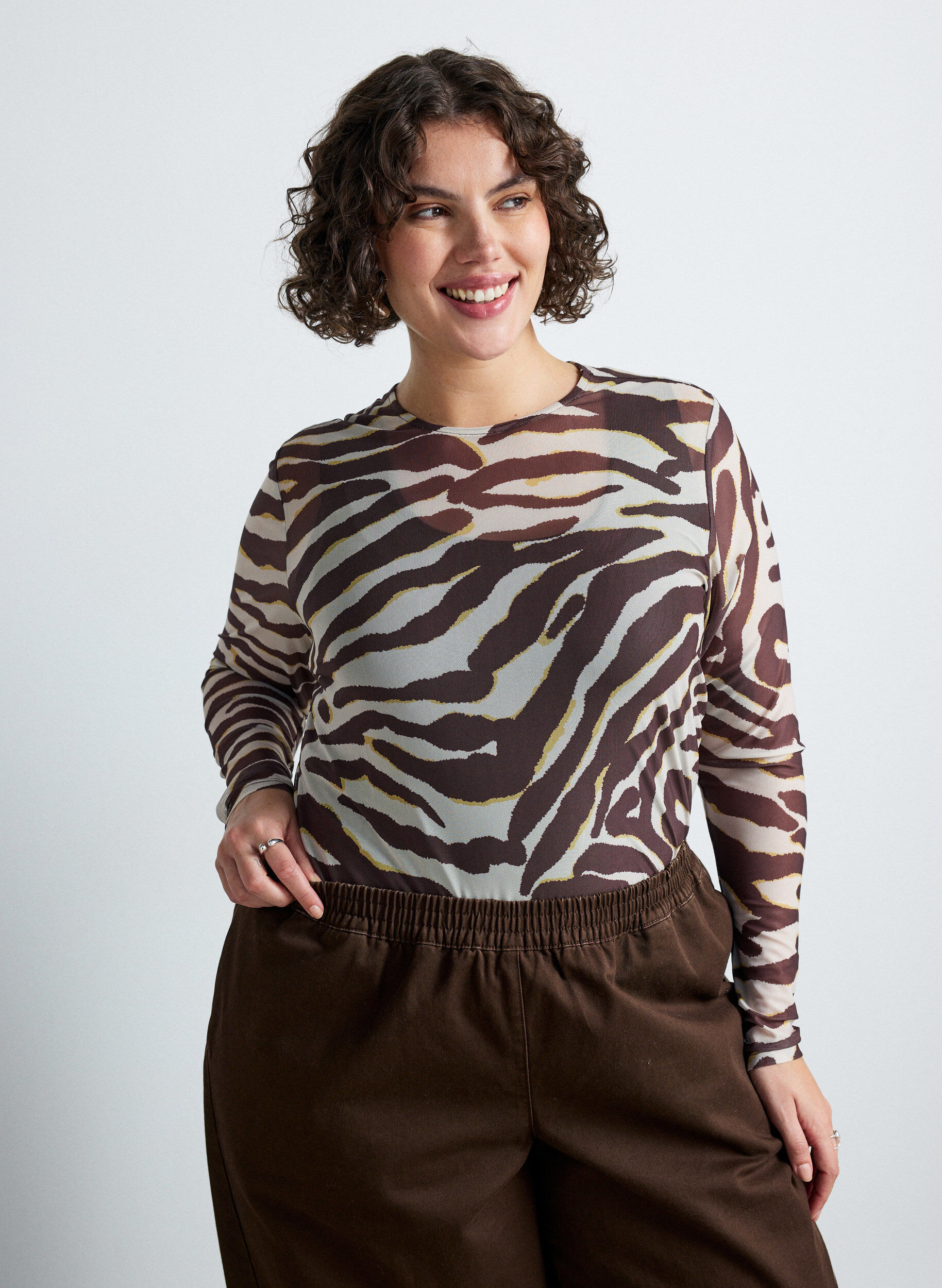 ZizzifashionMesh blouse with print, Brown, Model image number 0