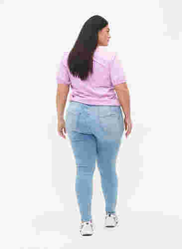 High waisted Amy jeans with super slim fit, Light blue, Model image number 1