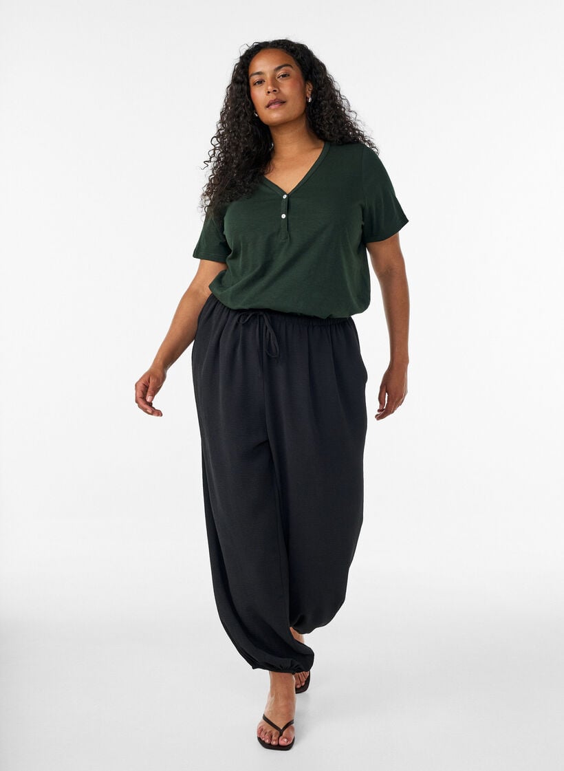 T-shirt with button detail, Green, Model image number 1