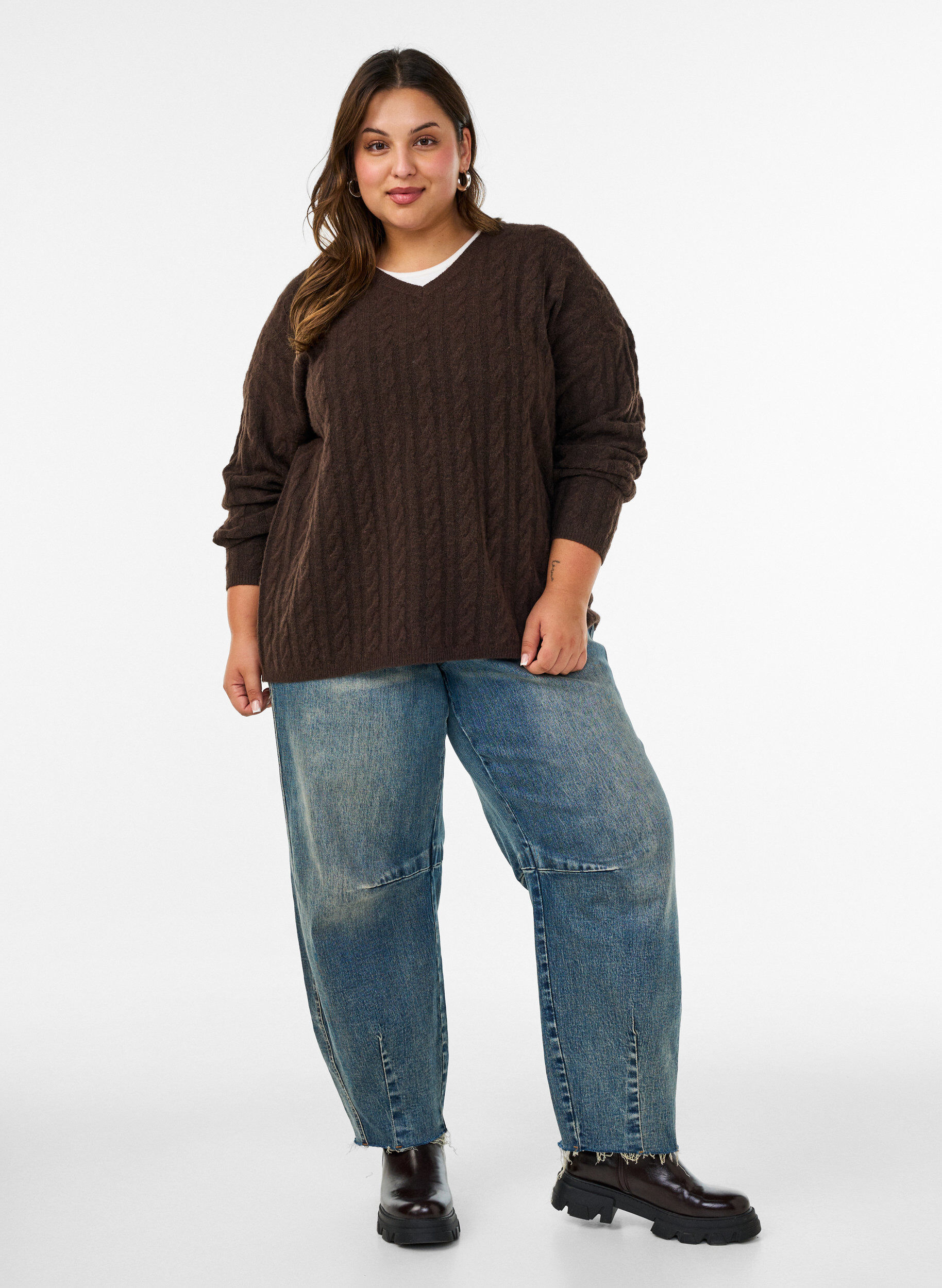 ZizzifashionKnitted blouse with cable knit and V-neck, Brown, Model image number 1