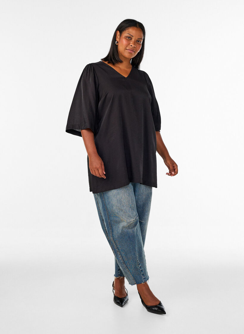 Shiny tunic with a V-neck and 3/4 sleeves, Black, Model image number 1